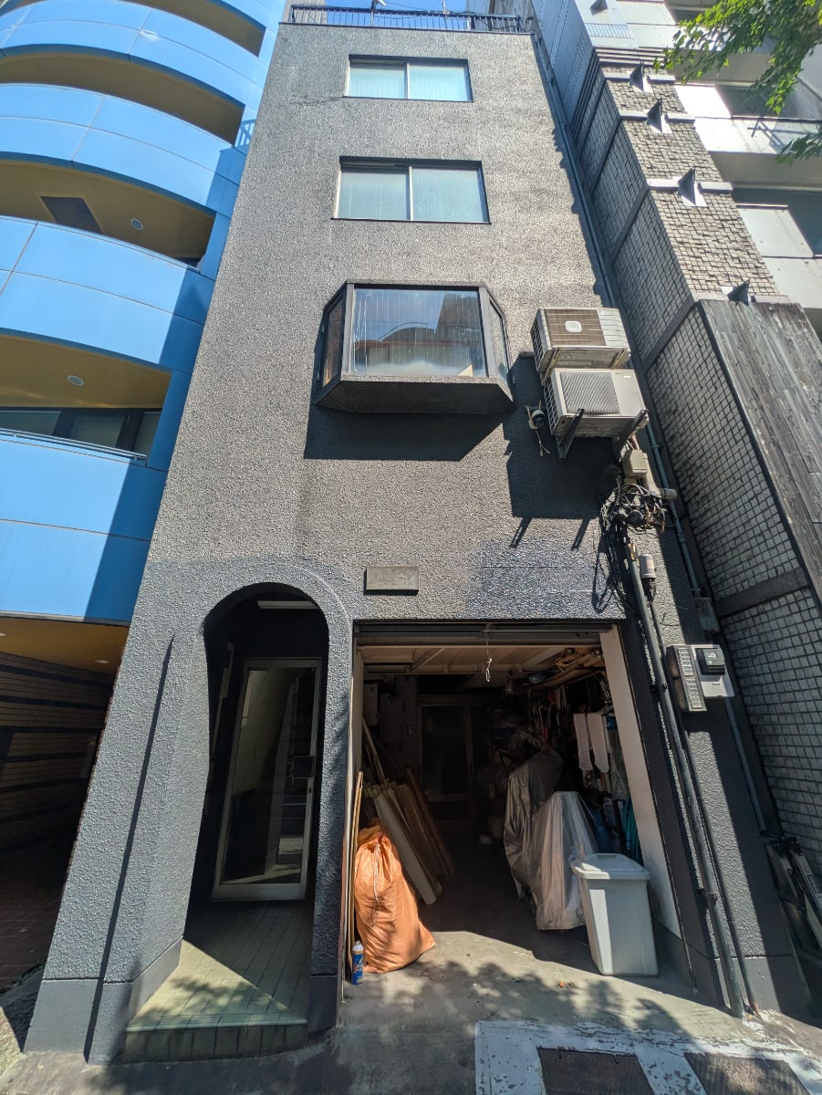 v20251013150705/fresh/building/J00100374390_8