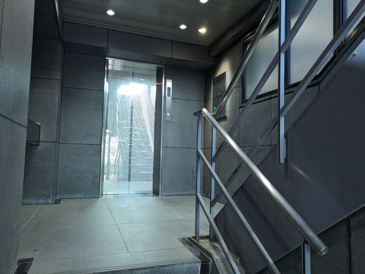 v20251013150705/fresh/building/J00100375585_16