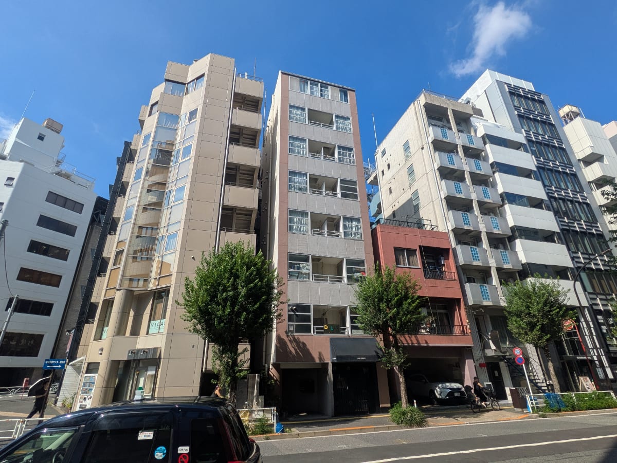v20251013150705/fresh/building/J00100376718_5