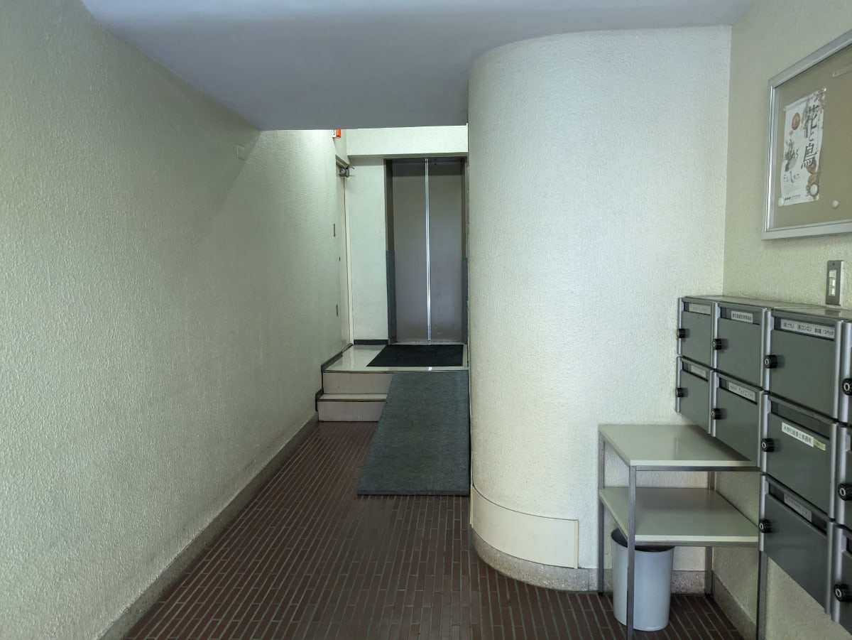 v20251013150705/fresh/building/J00100377890_13