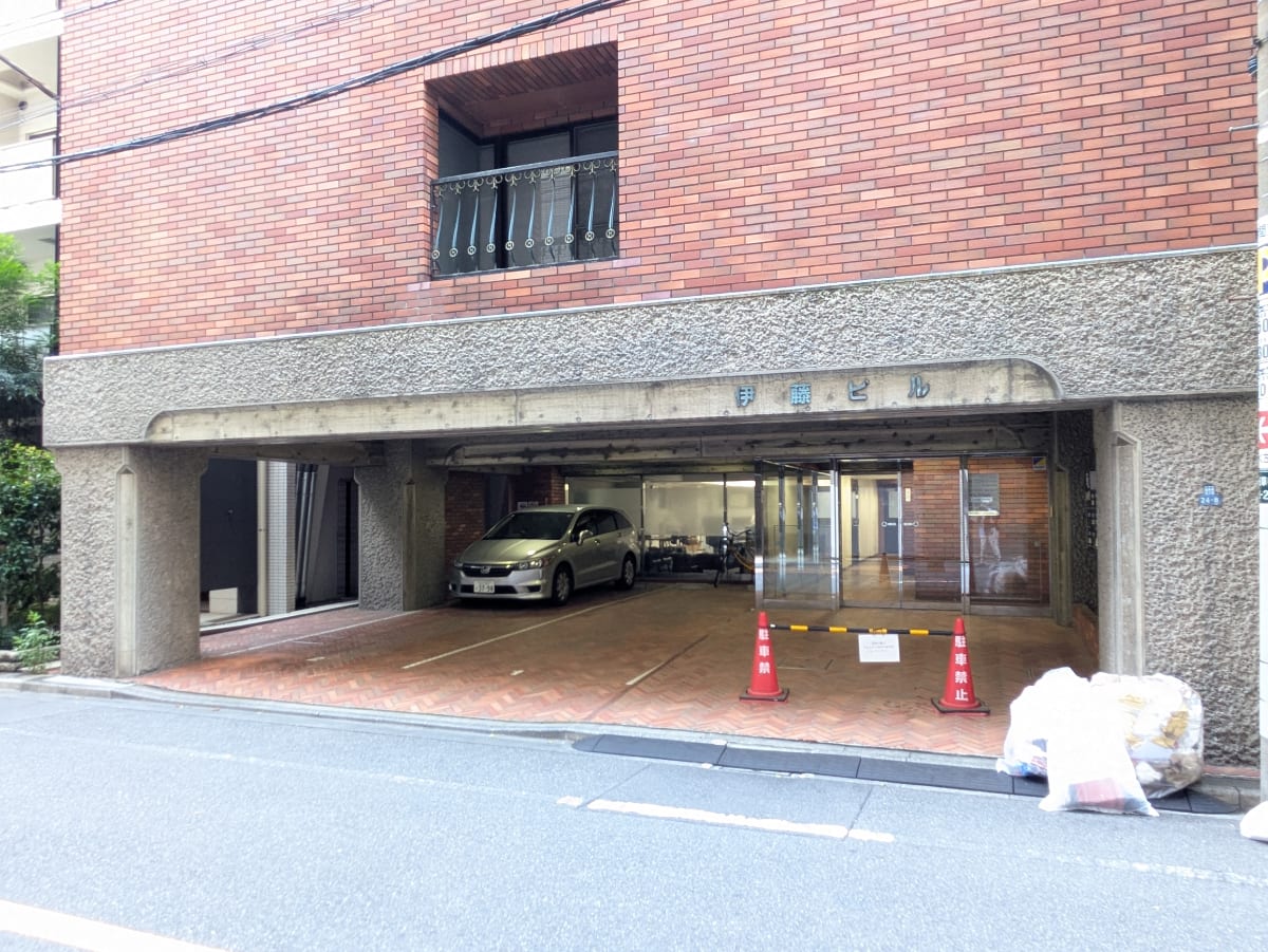 v20251013150705/fresh/building/J00100379215_14