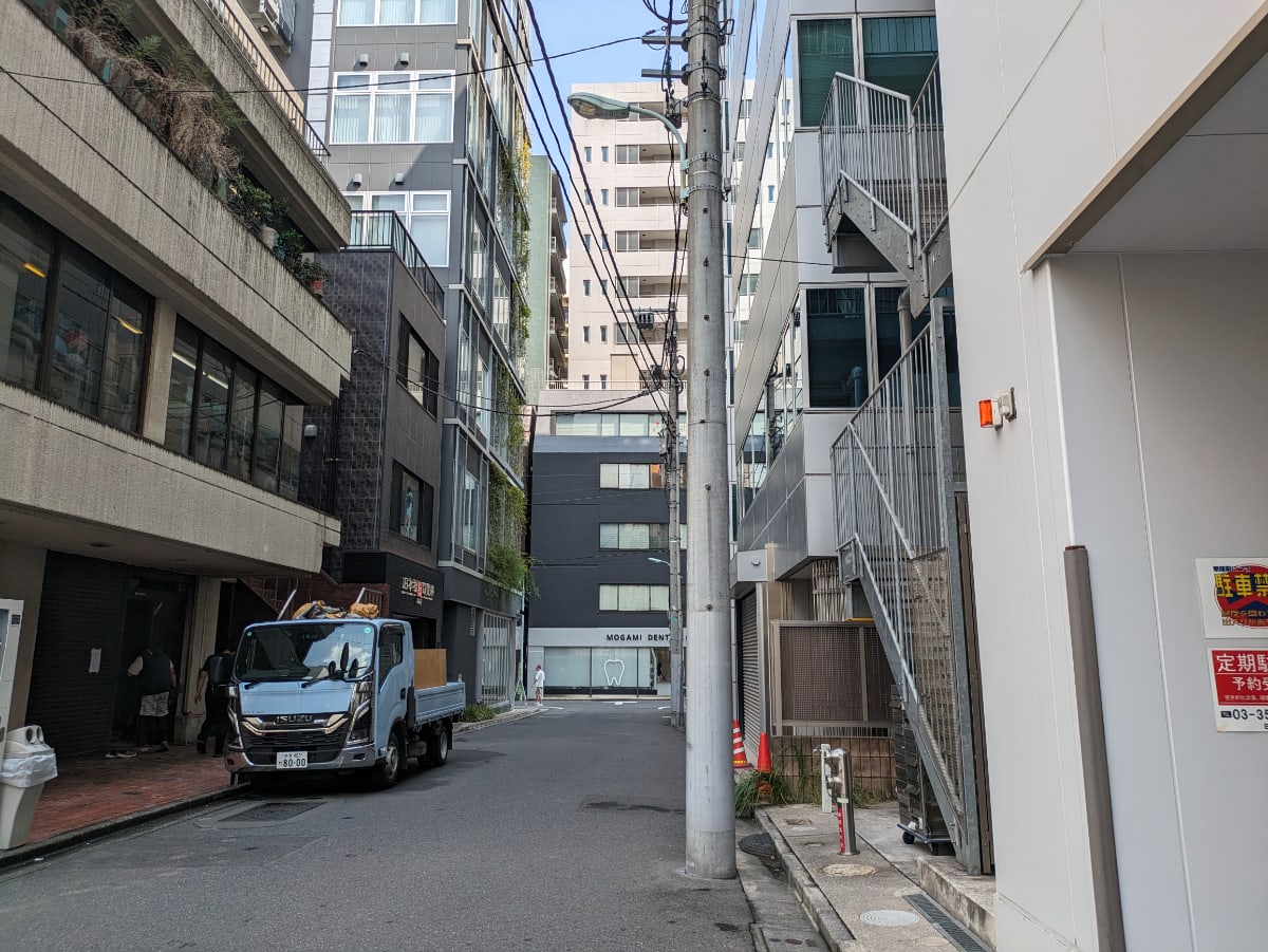 v20251013150705/fresh/building/J00100379932_8