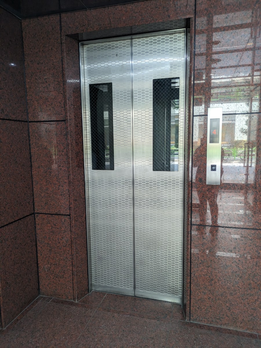 v20251013150705/fresh/building/J00100382208_4