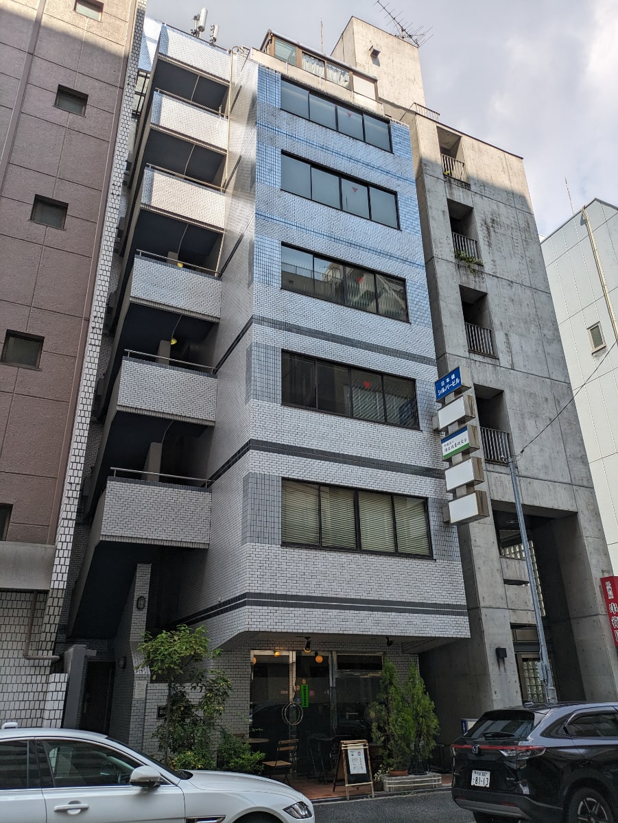 v20251013150705/fresh/building/J00100382899_9