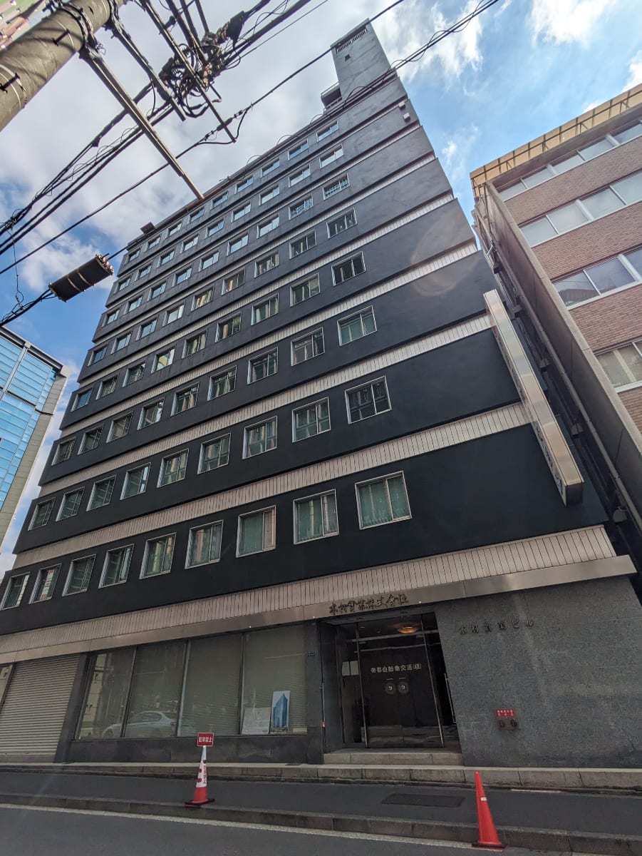 v20251013150705/fresh/building/J00100385682_5