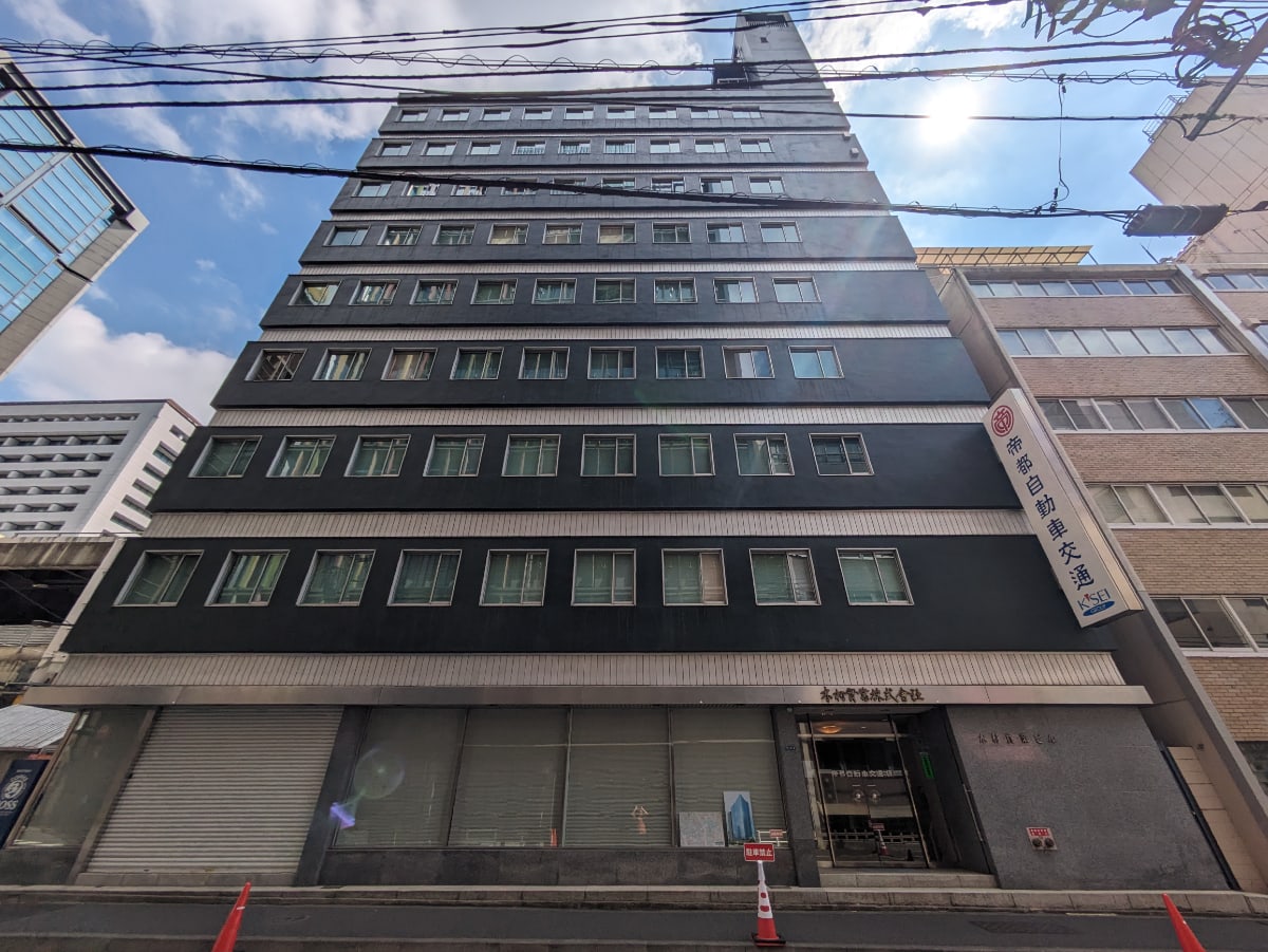 v20251013150705/fresh/building/J00100385682_6