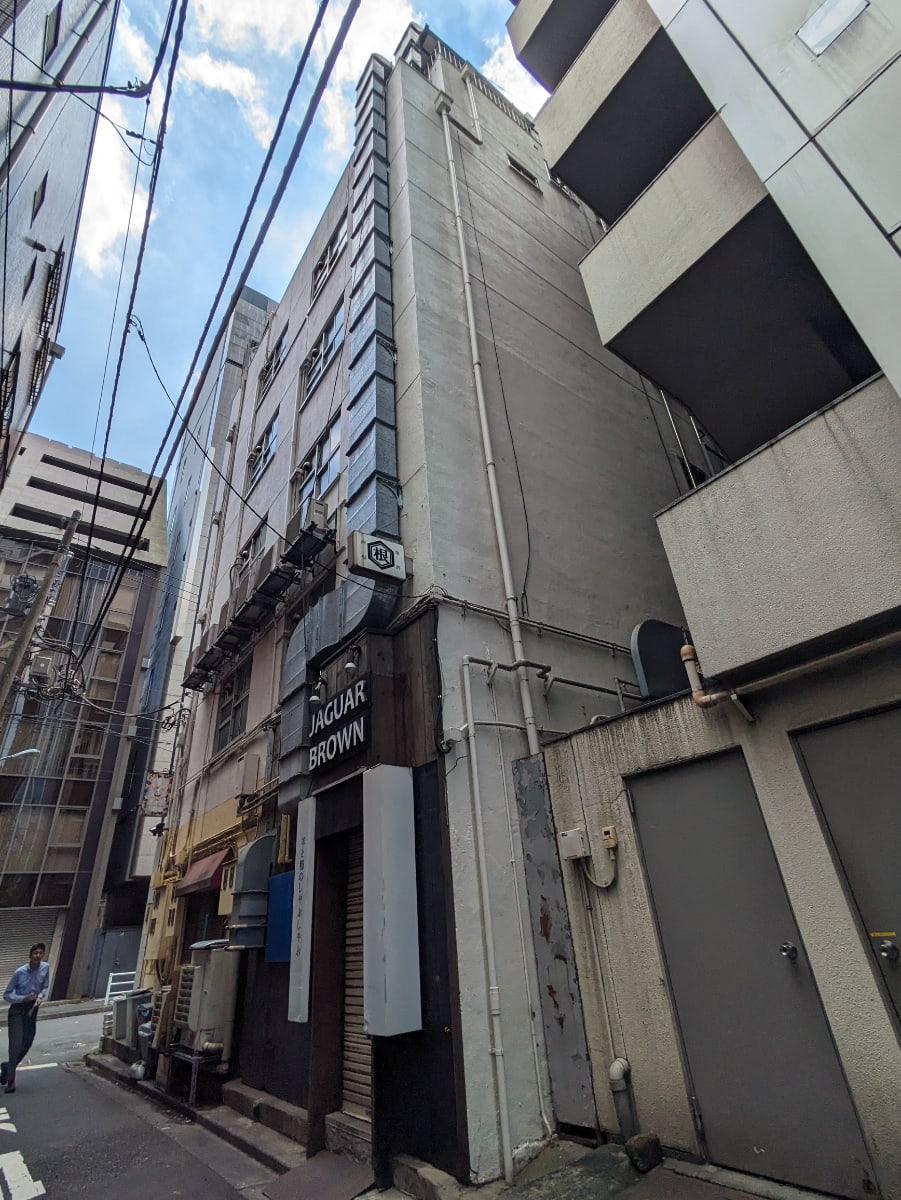 v20251013150705/fresh/building/J00100385689_8