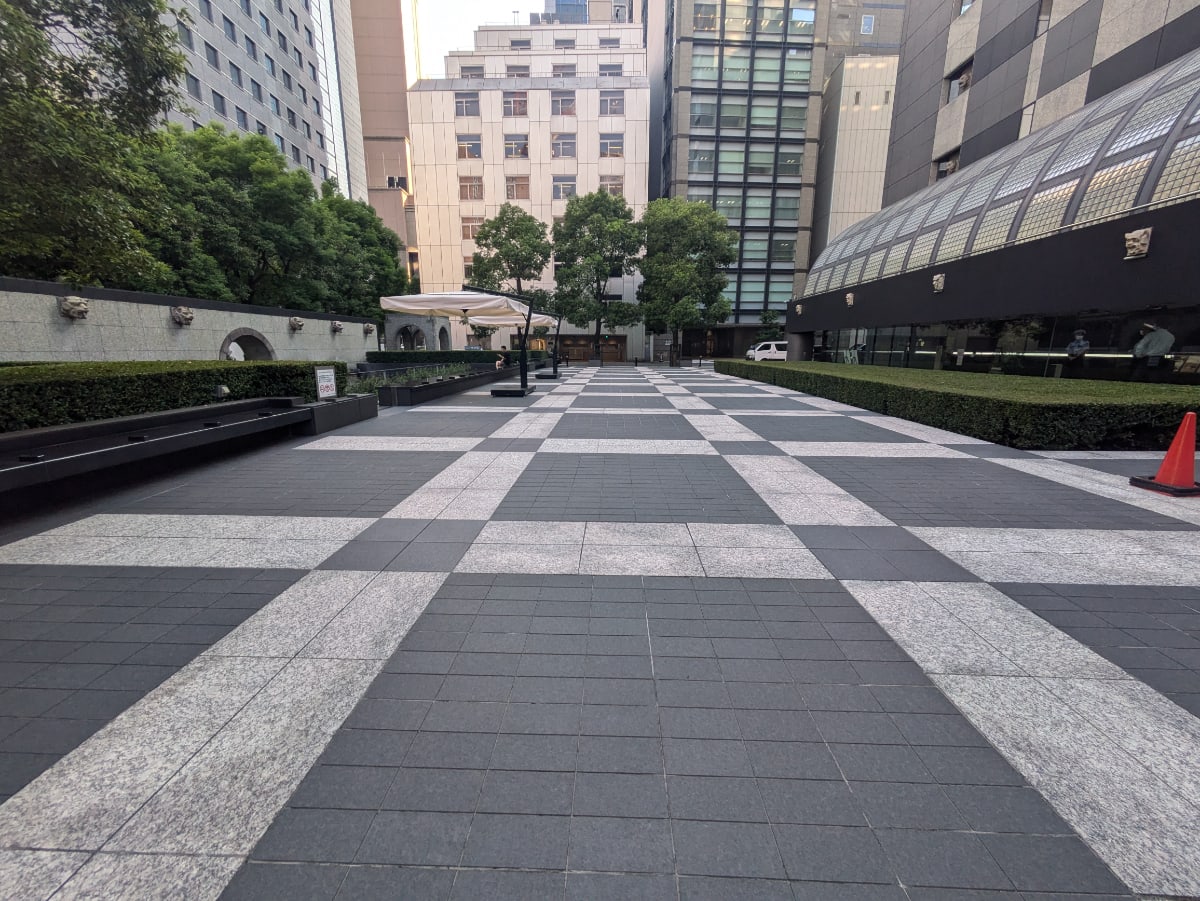 v20251013150705/fresh/building/J00100386204_10