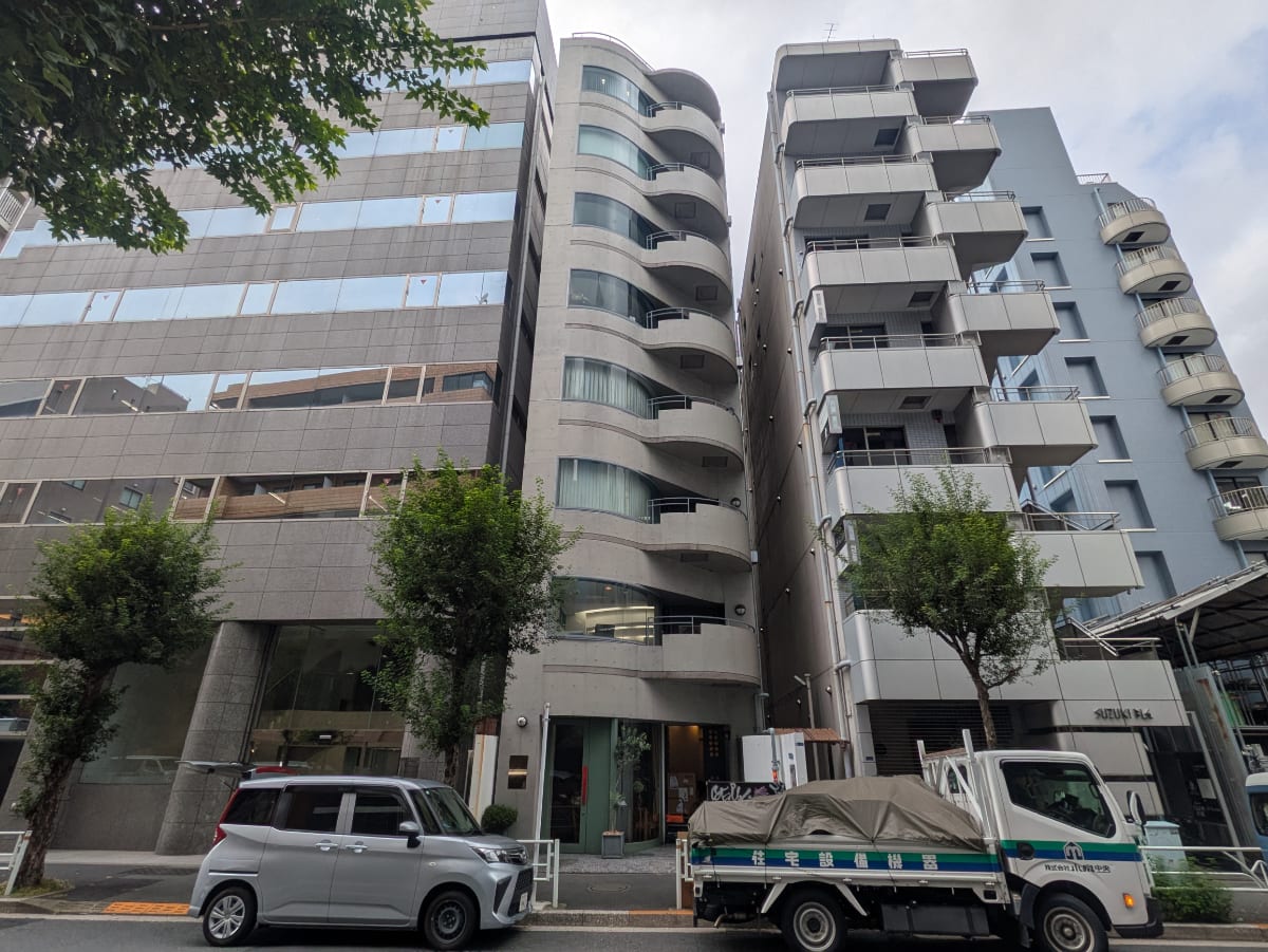 v20251013150705/fresh/building/J00100387775_13