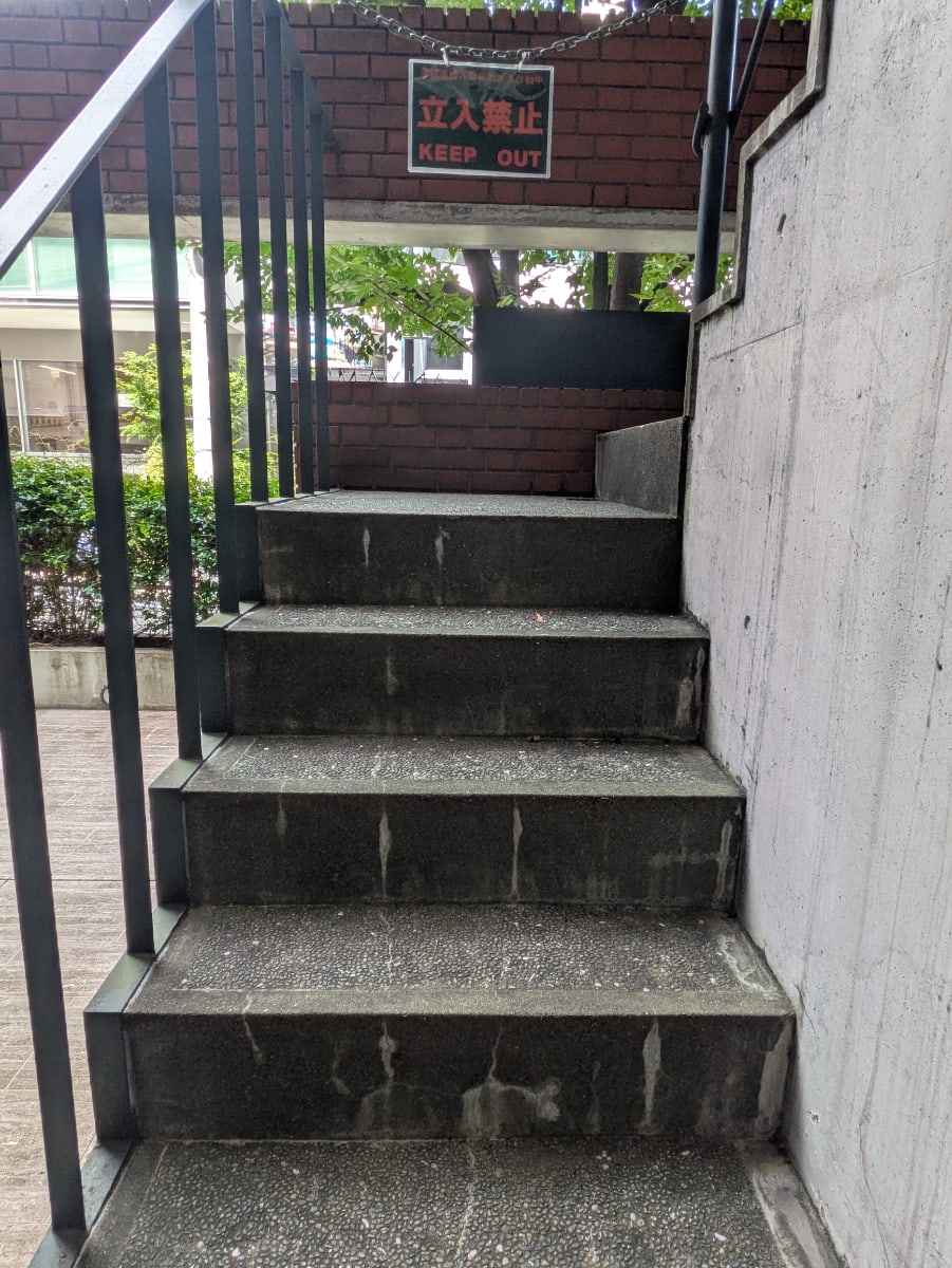 v20251013150705/fresh/building/J00100387804_11