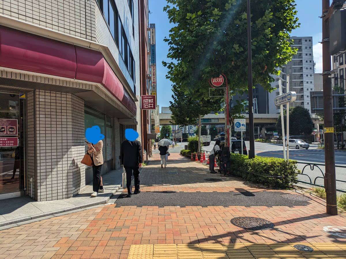 v20251013150705/fresh/building/J00100390341_12