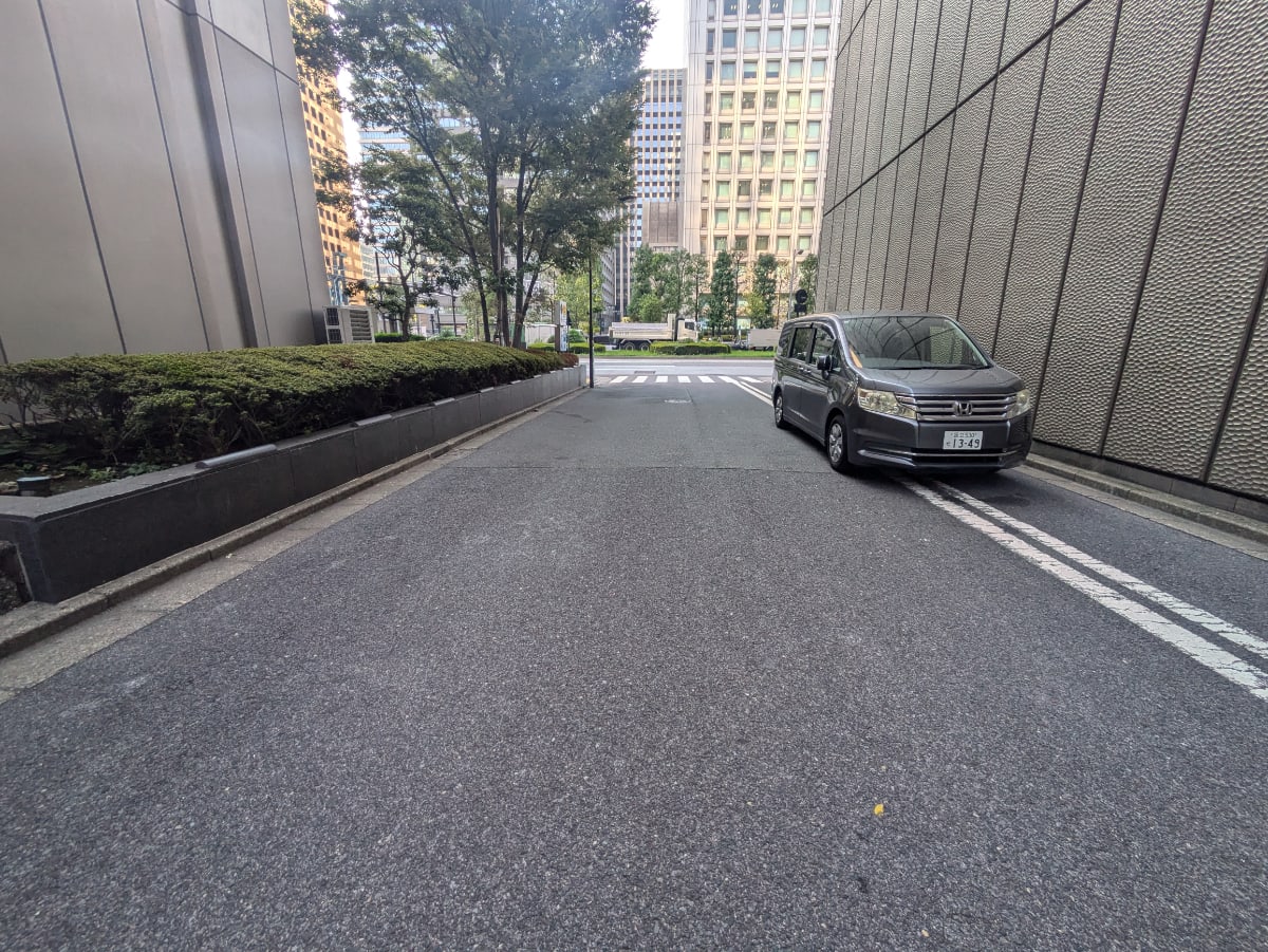 v20251013150705/fresh/building/J00100390773_9