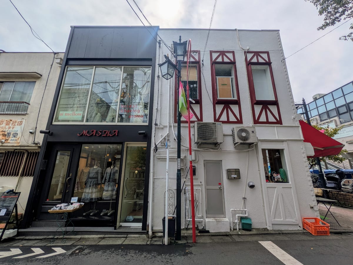 v20251013150705/fresh/building/J00100401627_1