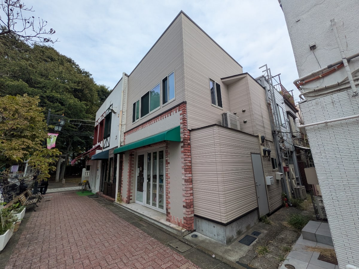 v20251013150705/fresh/building/J00100401627_5