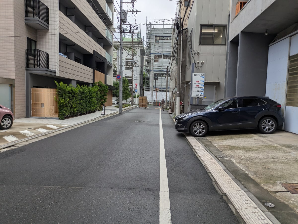 v20251013150705/fresh/building/J00100401996_2