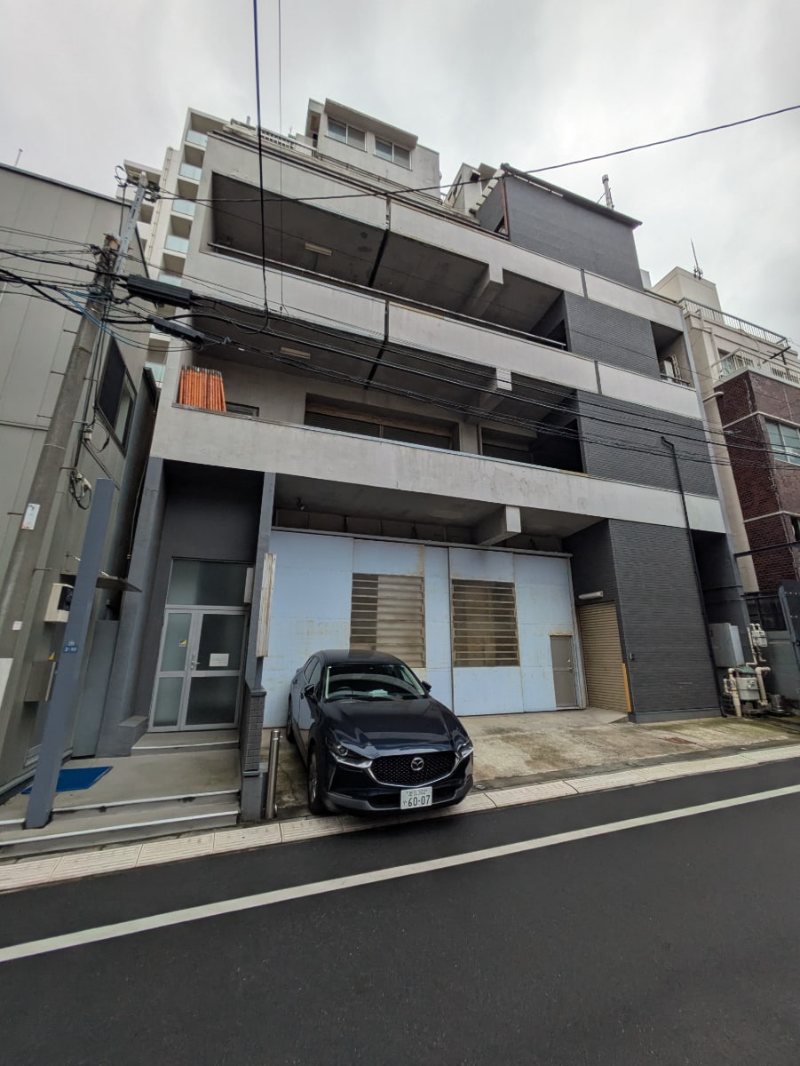 v20251013150705/fresh/building/J00100401996_5