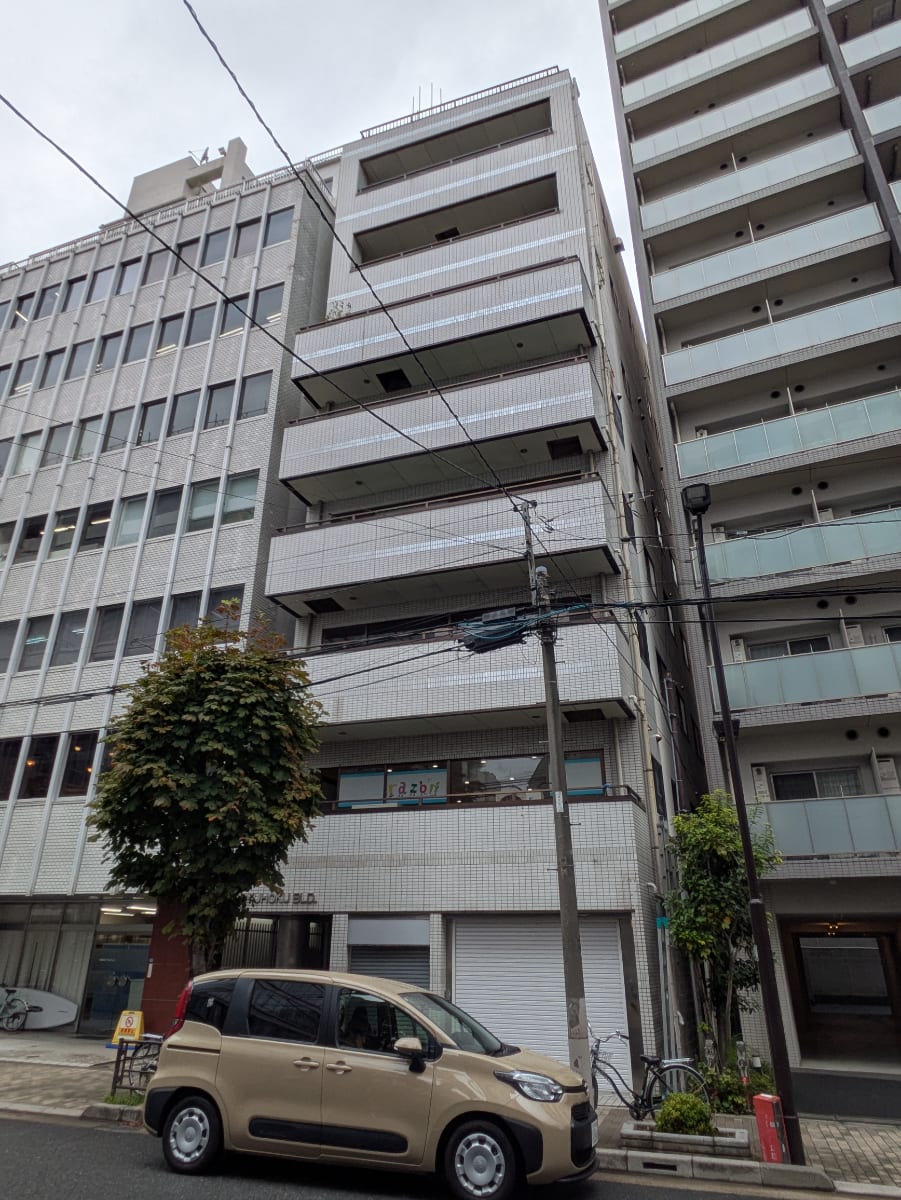 v20251013150705/fresh/building/J00100410981_6