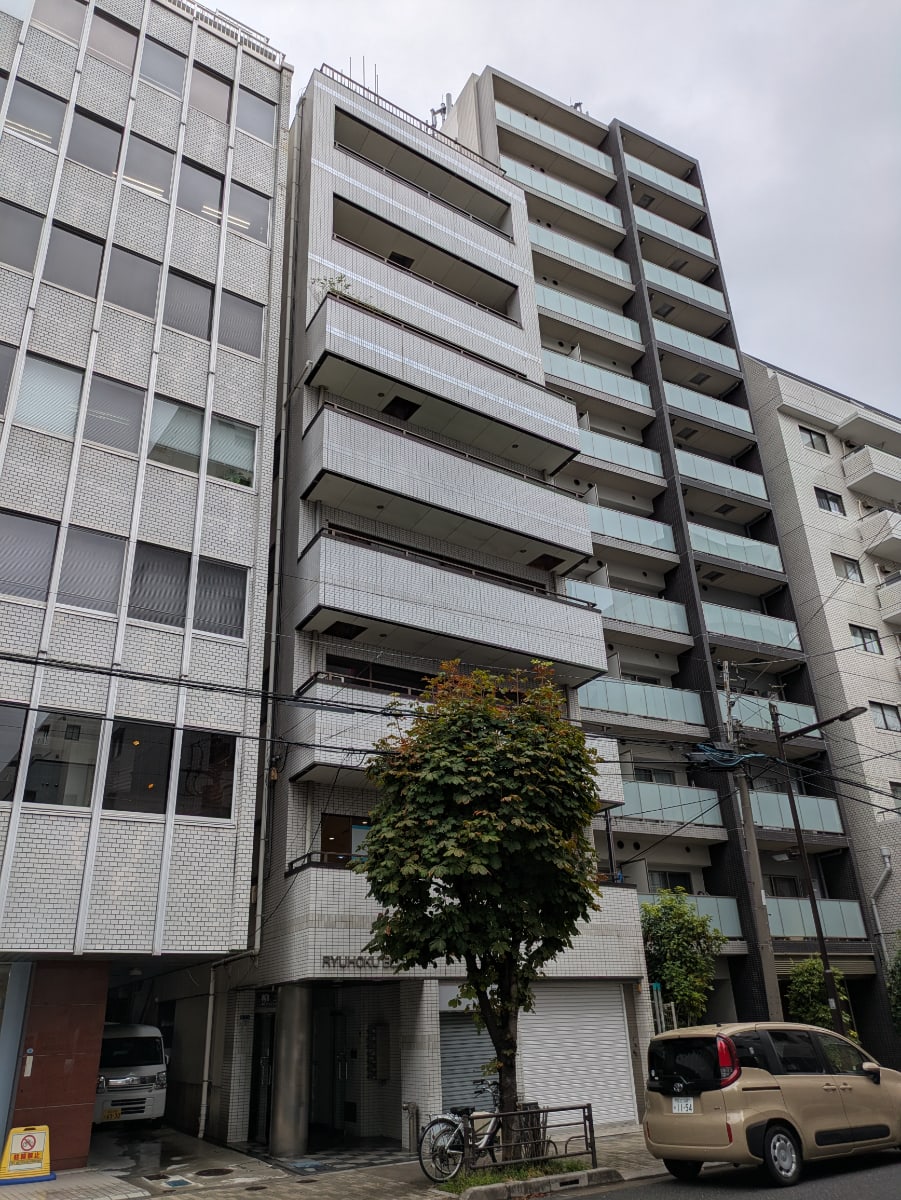 v20251013150705/fresh/building/J00100410981_8