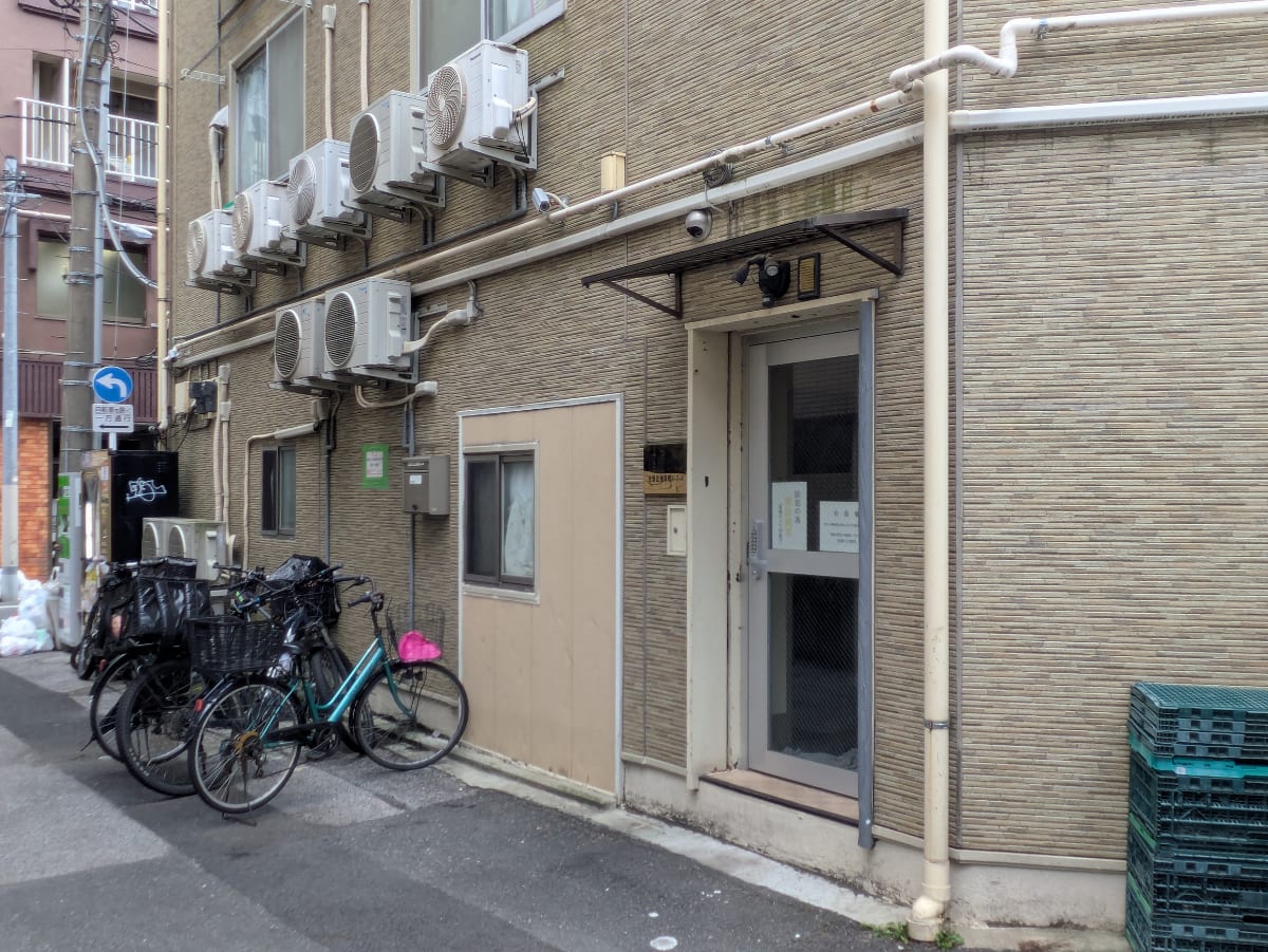 v20251013150705/fresh/building/J00100416696_11