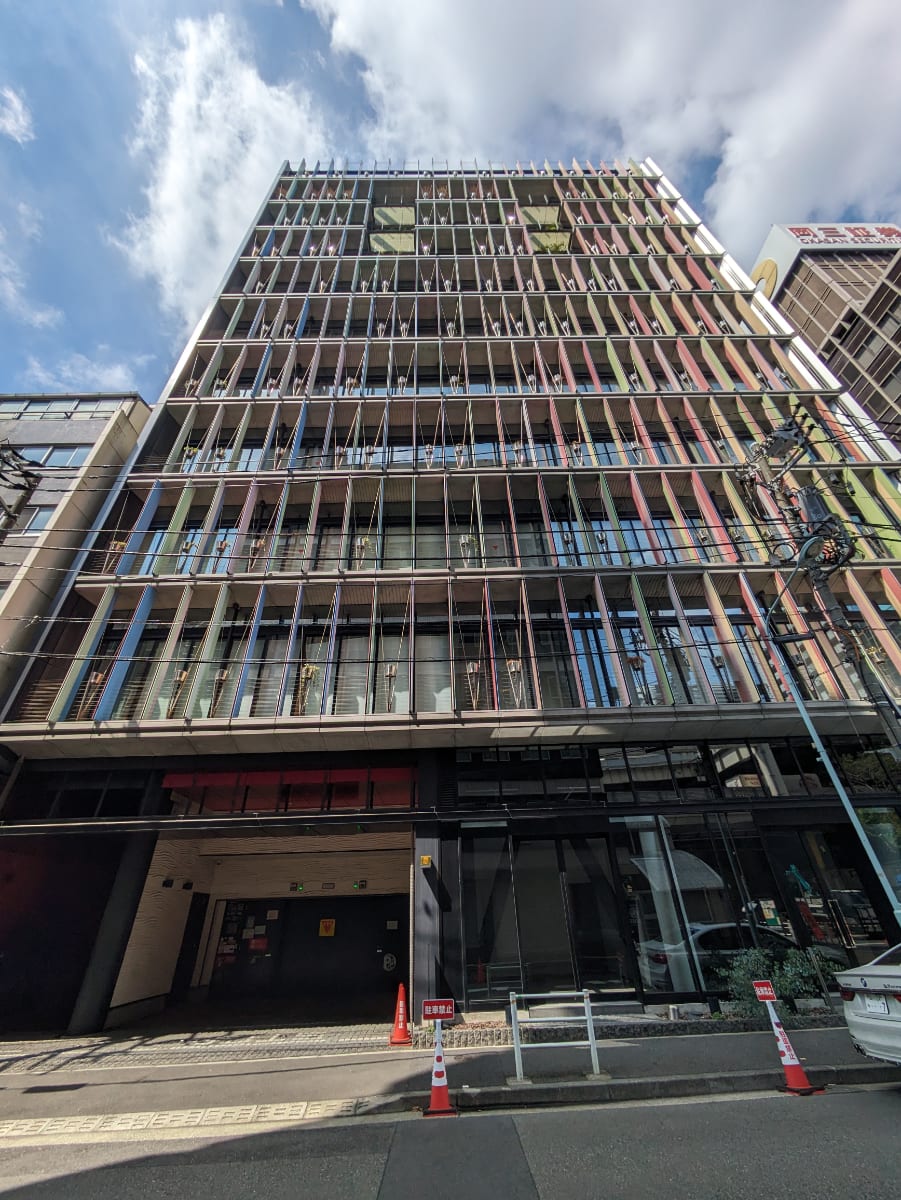 v20251013150705/fresh/building/J00100418387_6