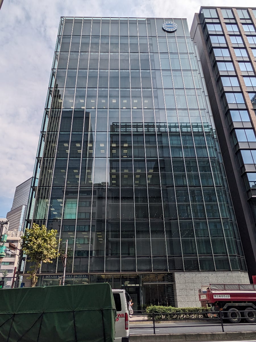 v20251013150705/fresh/building/J00100421044_7