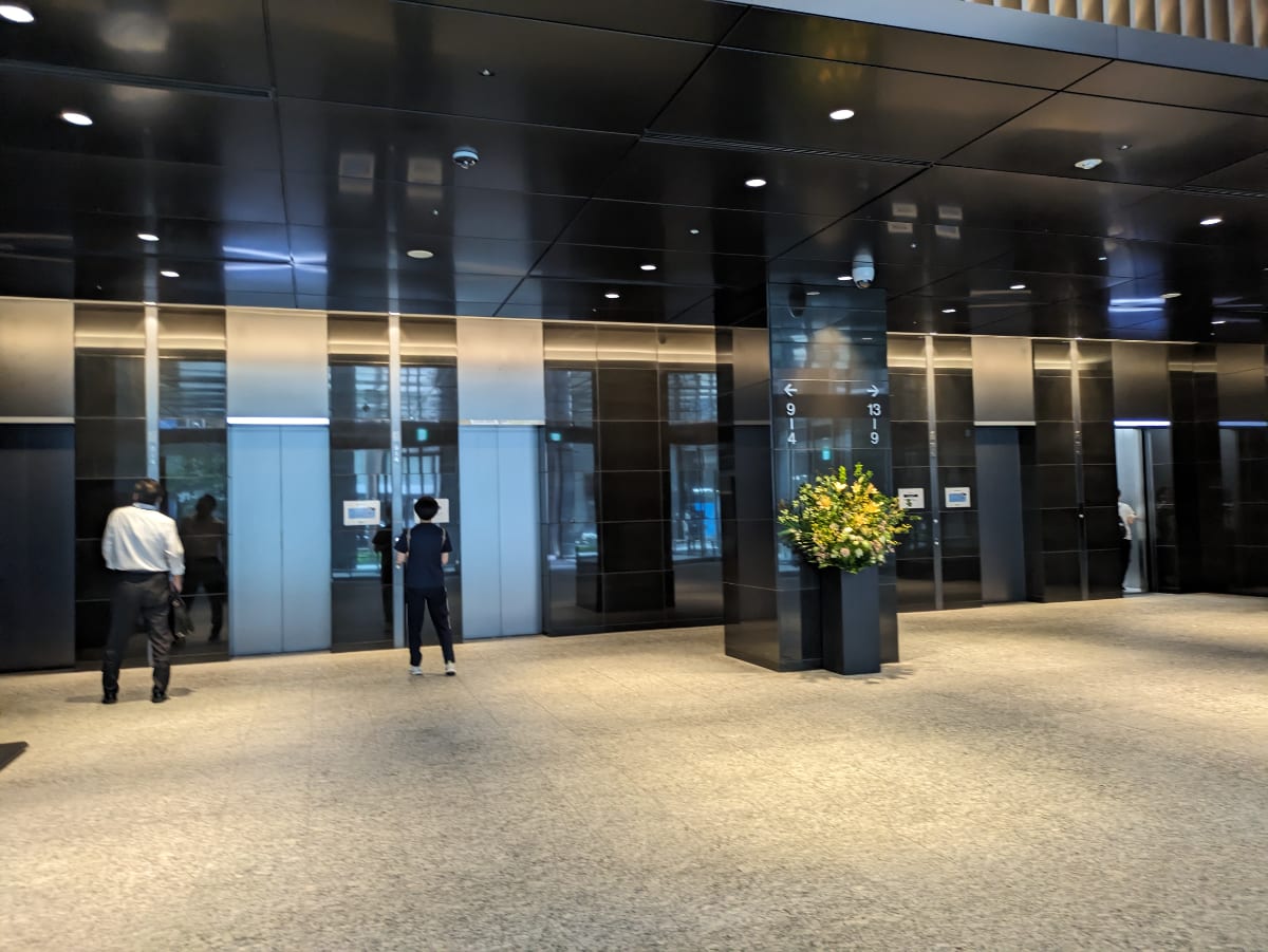 v20251013150705/fresh/building/J00100421473_4