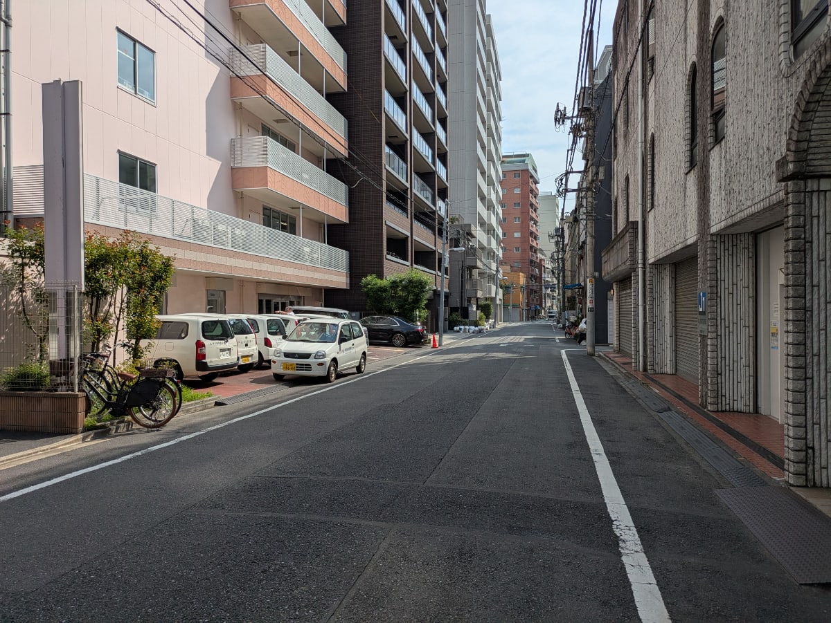 v20251013150705/fresh/building/J00100421530_2