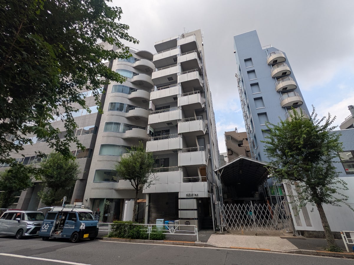 v20251013150705/fresh/building/J00100427180_8