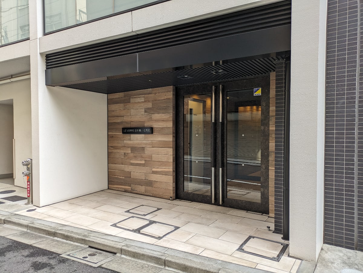 v20251013150705/fresh/building/J00100609730_9