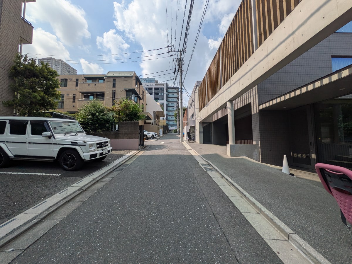 v20251013150705/fresh/building/J00100611809_2
