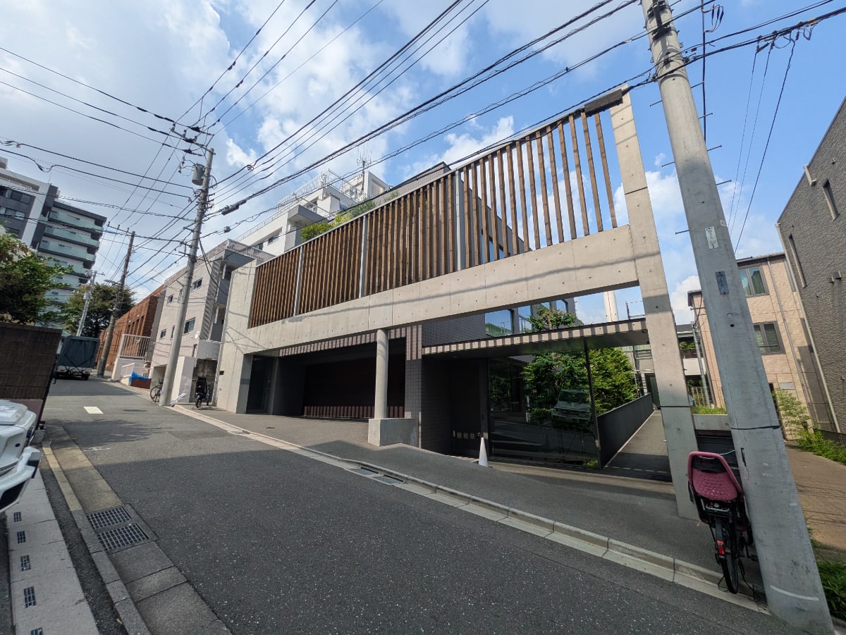 v20251013150705/fresh/building/J00100611809_7