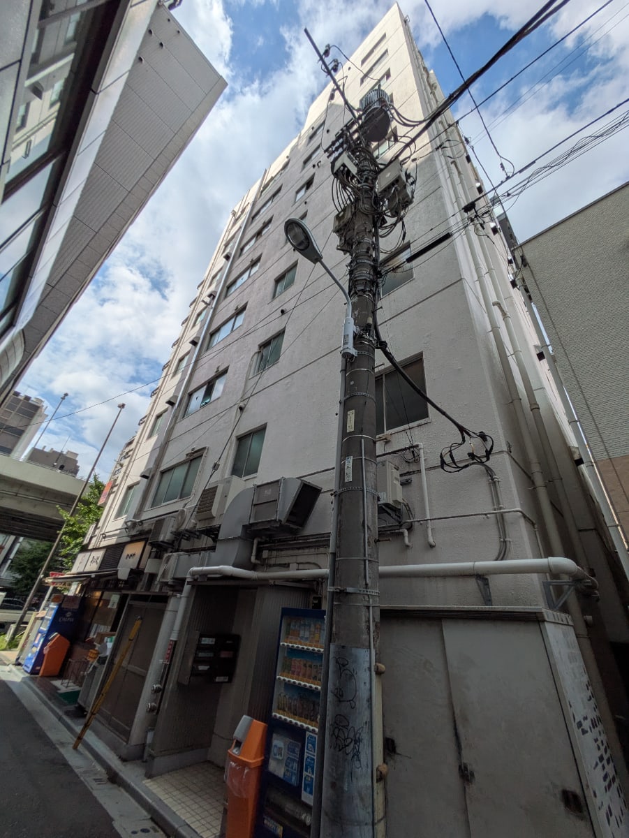 v20251014150839/fresh/building/J00100359160_10