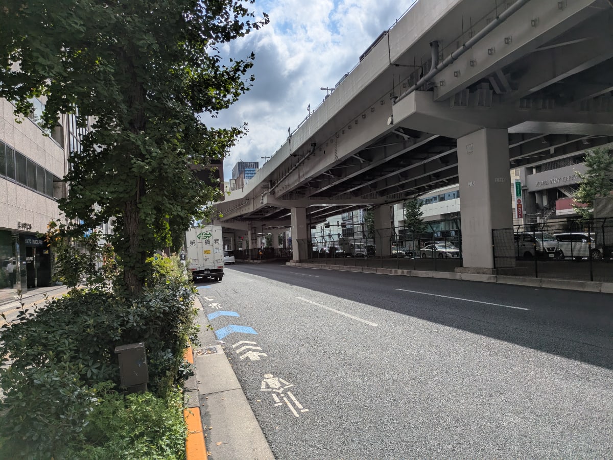 v20251014150839/fresh/building/J00100359160_2