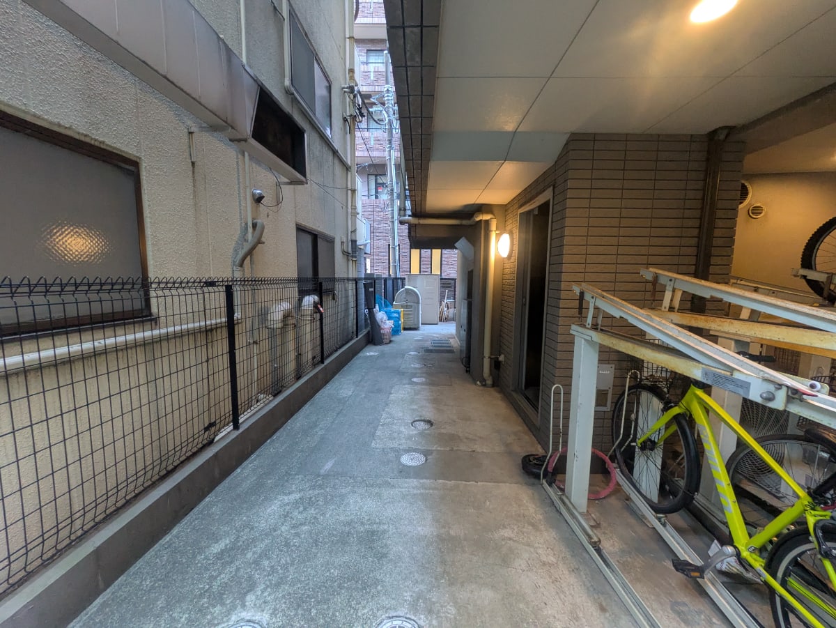 v20251014150839/fresh/building/J00100363891_8