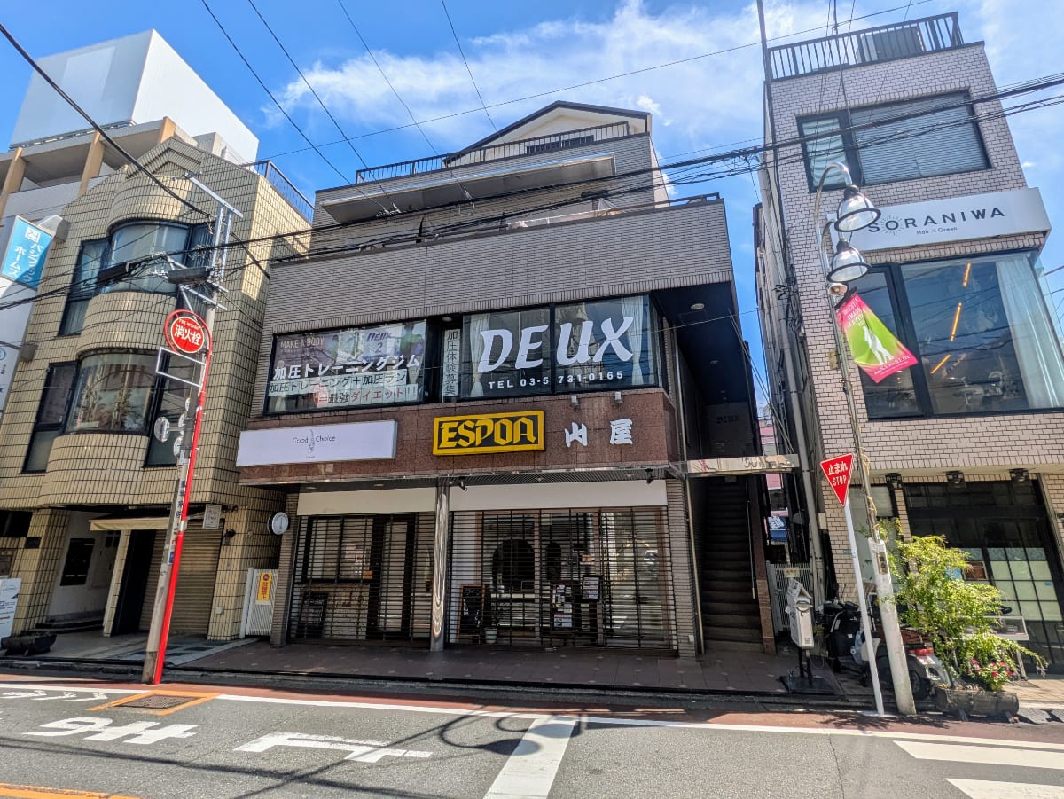 v20251014150839/fresh/building/J00100364151_9