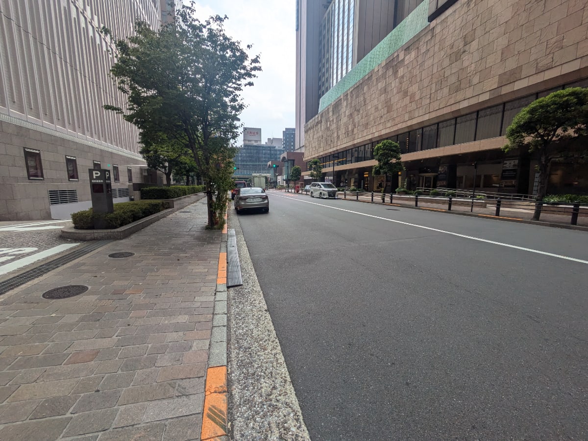 v20251014150839/fresh/building/J00100367900_2