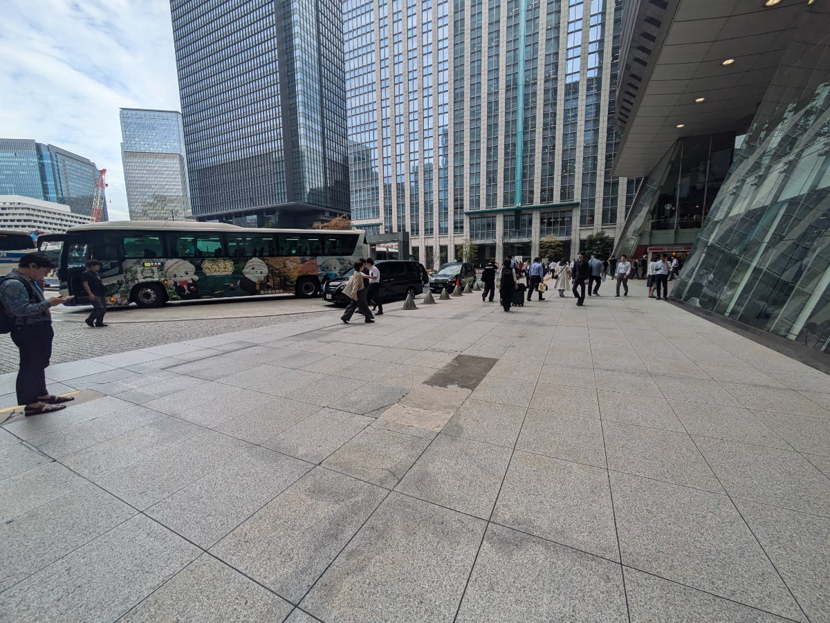 v20251014150839/fresh/building/J00100369276_12