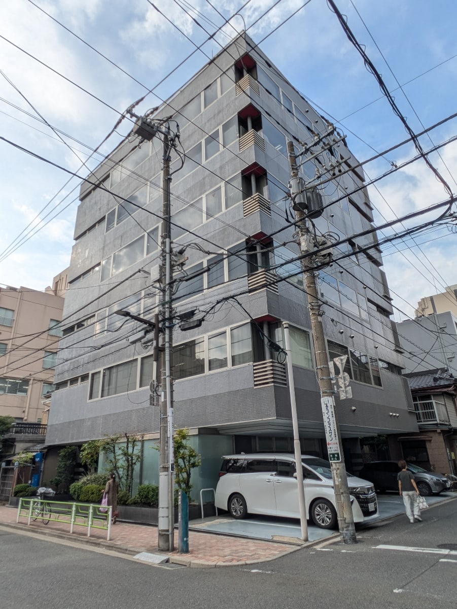 v20251014150839/fresh/building/J00100370803_1