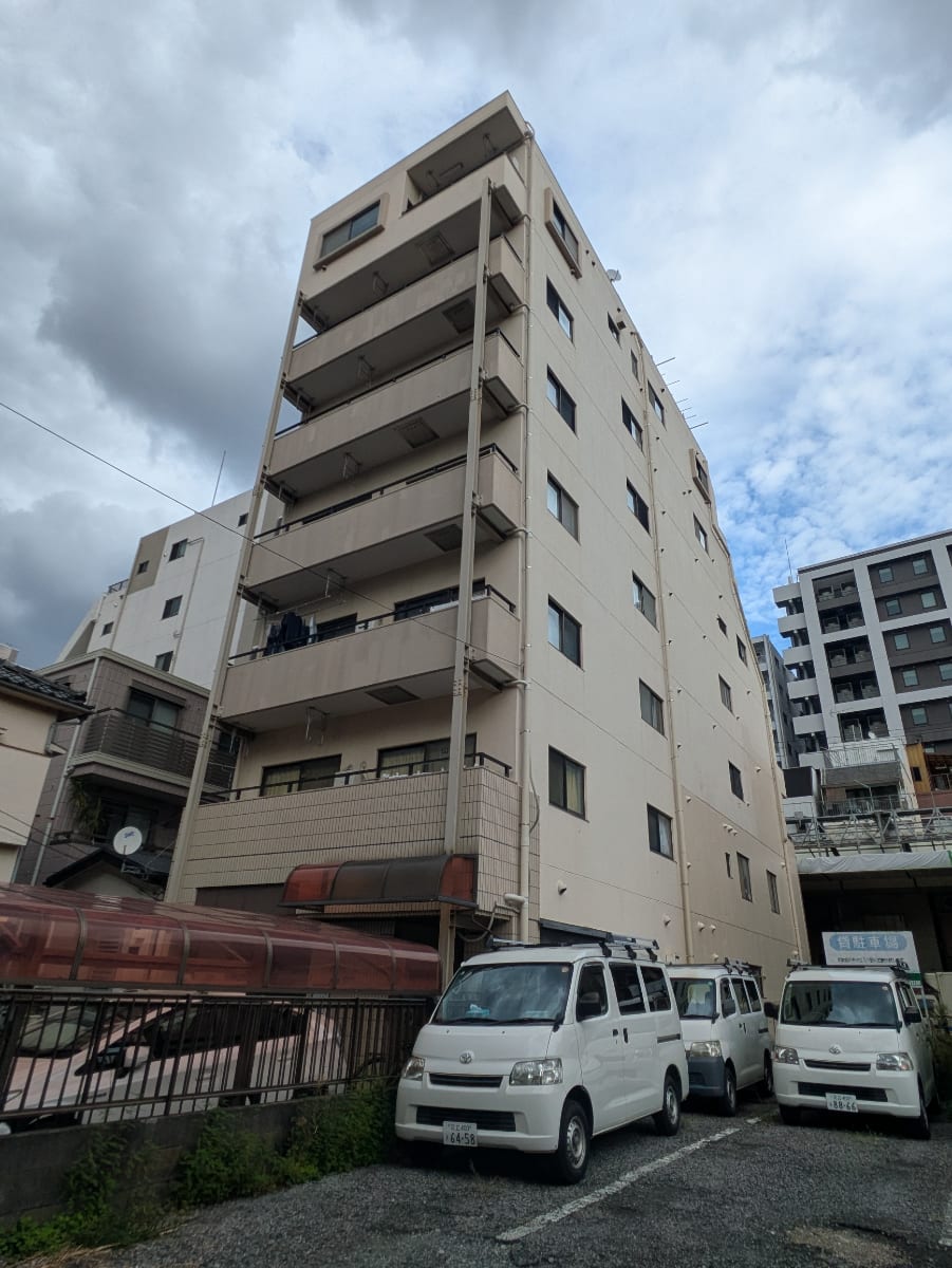 v20251014150839/fresh/building/J00100373391_7