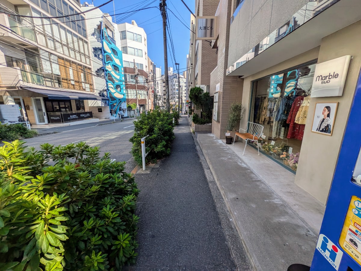 v20251014150839/fresh/building/J00100374741_2