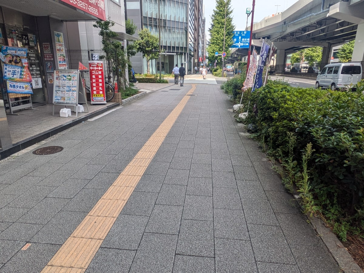 v20251014150839/fresh/building/J00100375246_2