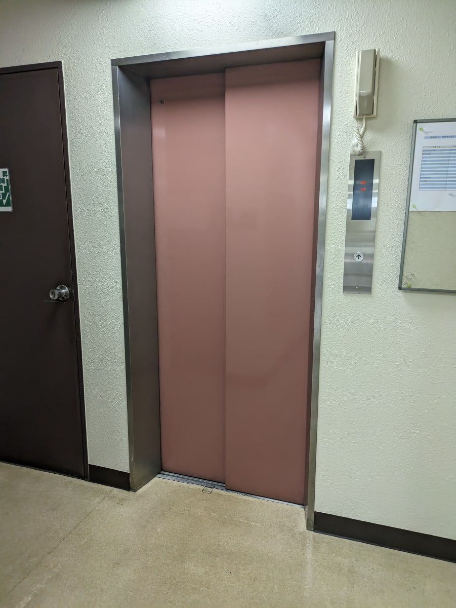 v20251014150839/fresh/building/J00100376804_4