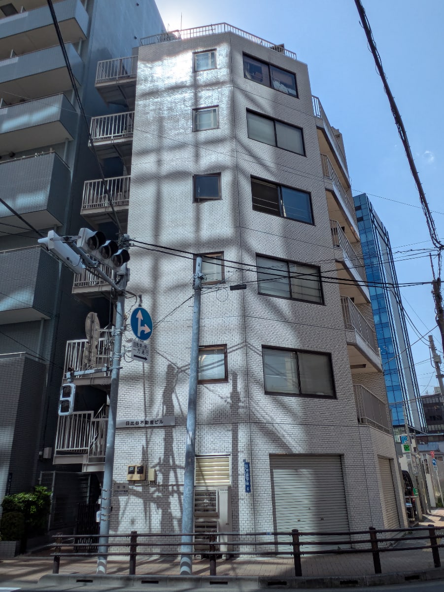 v20251014150839/fresh/building/J00100379233_8