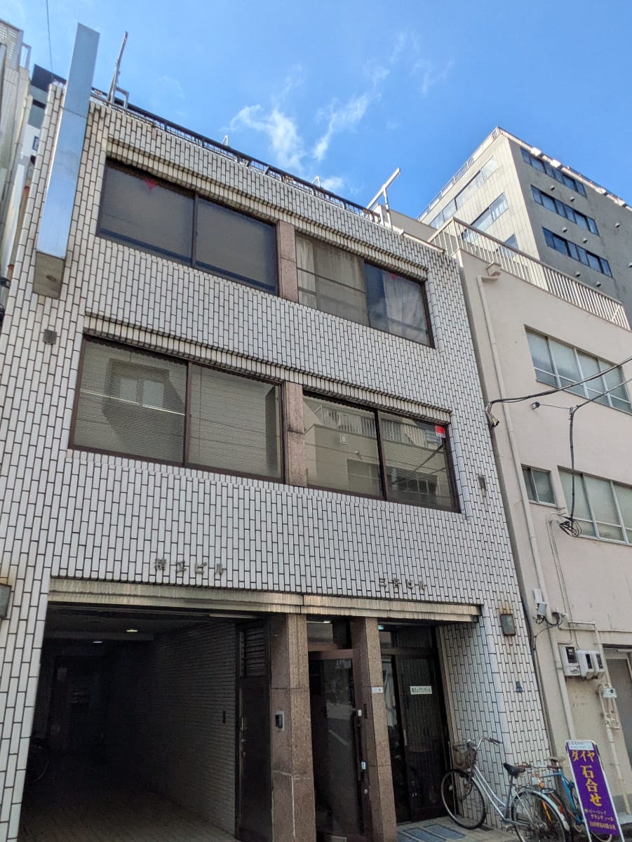 v20251014150839/fresh/building/J00100379856_1