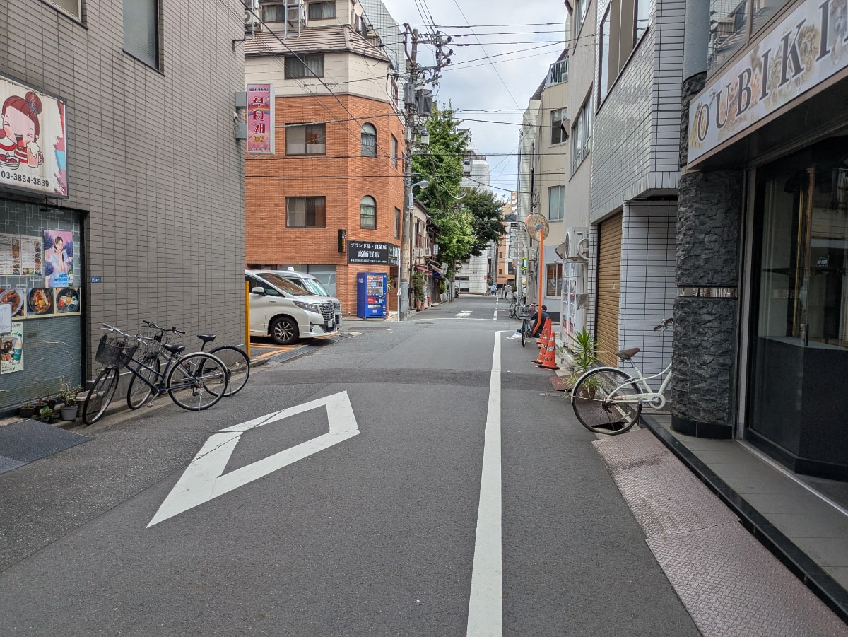 v20251014150839/fresh/building/J00100383668_2