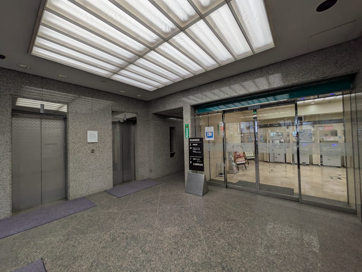 v20251014150839/fresh/building/J00100384859_11