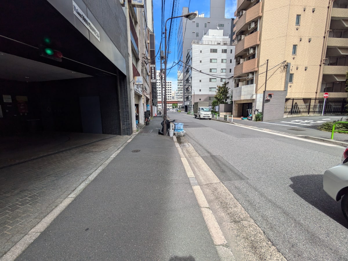 v20251014150839/fresh/building/J00100386290_16