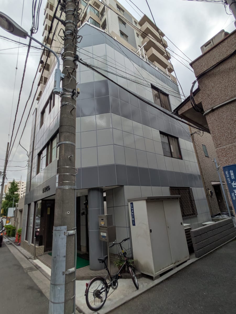 v20251014150839/fresh/building/J00100392856_9