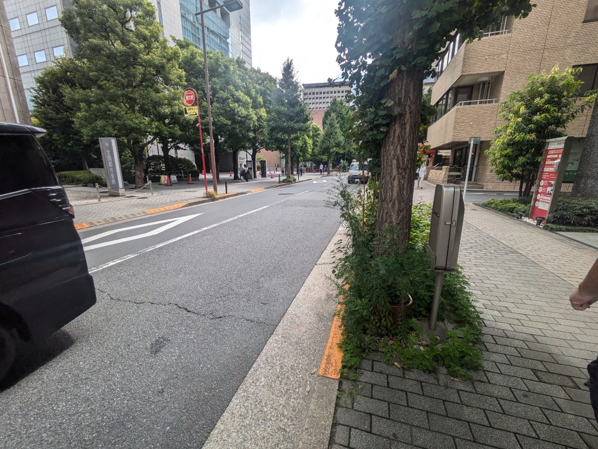 v20251014150839/fresh/building/J00100394431_10