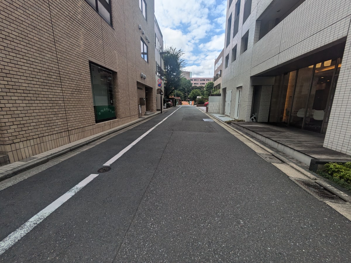 v20251014150839/fresh/building/J00100394431_11